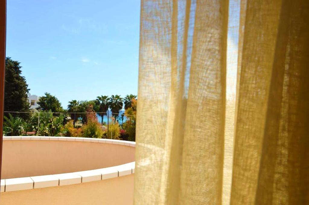 Hotel Bulla Regia Fontane Bianche Exteriér fotografie